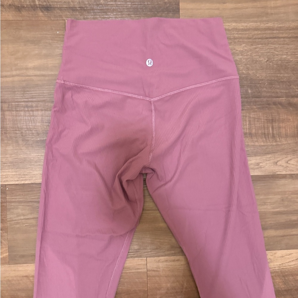 lululemon size 6 high rise Ribbed leggings Mauve pink